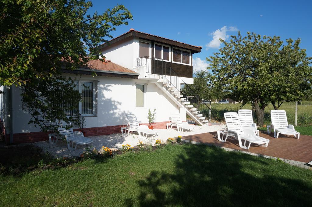 Вила Бела - Villa Bella - Near Kranevo And Albena General-Kantardzhievo Exteriör bild